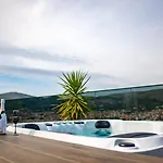 Villa Luxury Hills Traù
