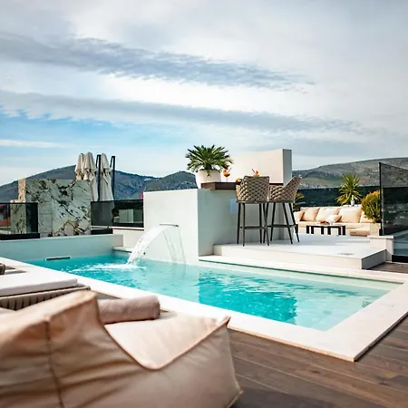فيلة Luxury Hills *