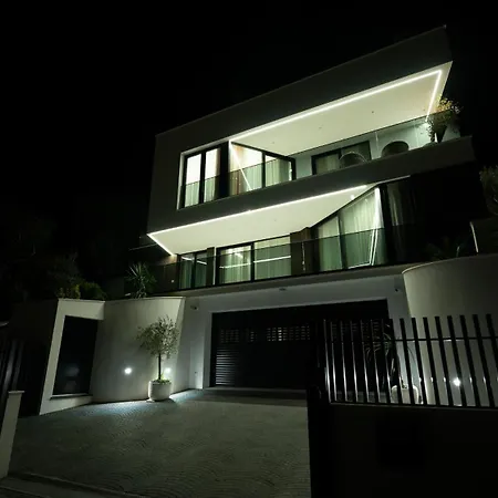 Villa Luxury Hills
