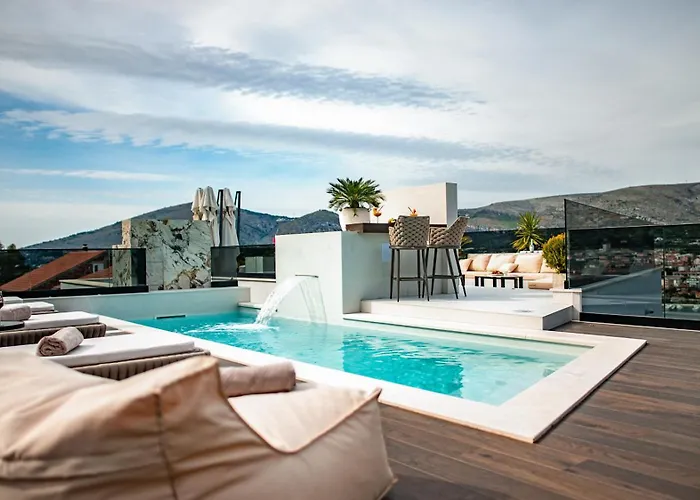 Villa Luxury Hills *